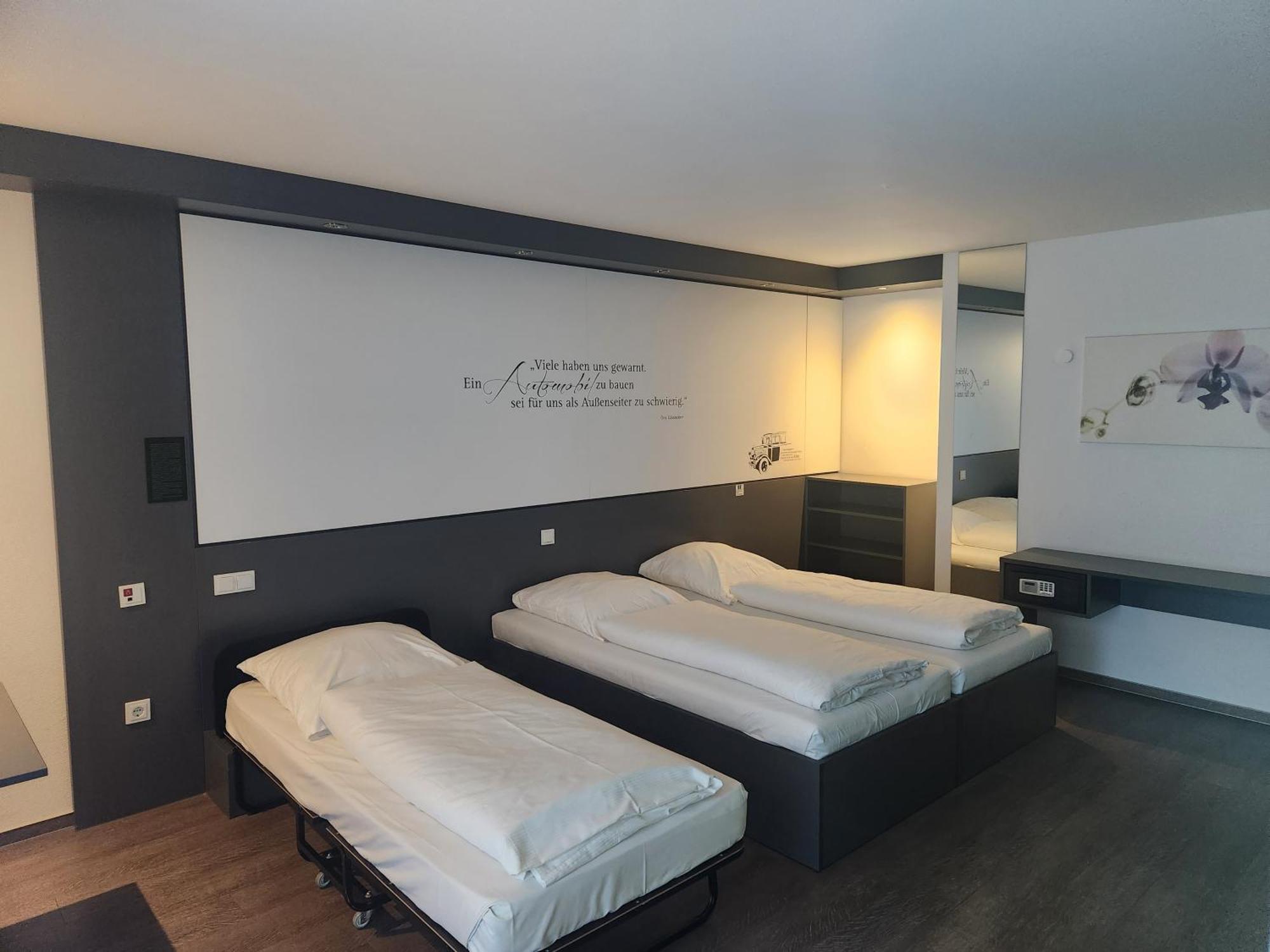 Economy-Hotel Ulm Exteriér fotografie